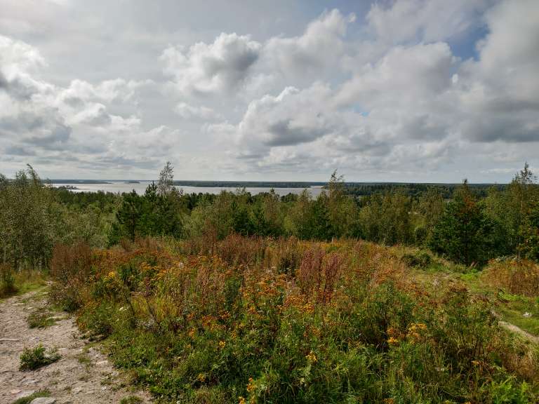 Utsikt från Gerbyberget till havet